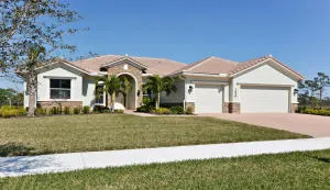 7656 SE Ravissant Dr  