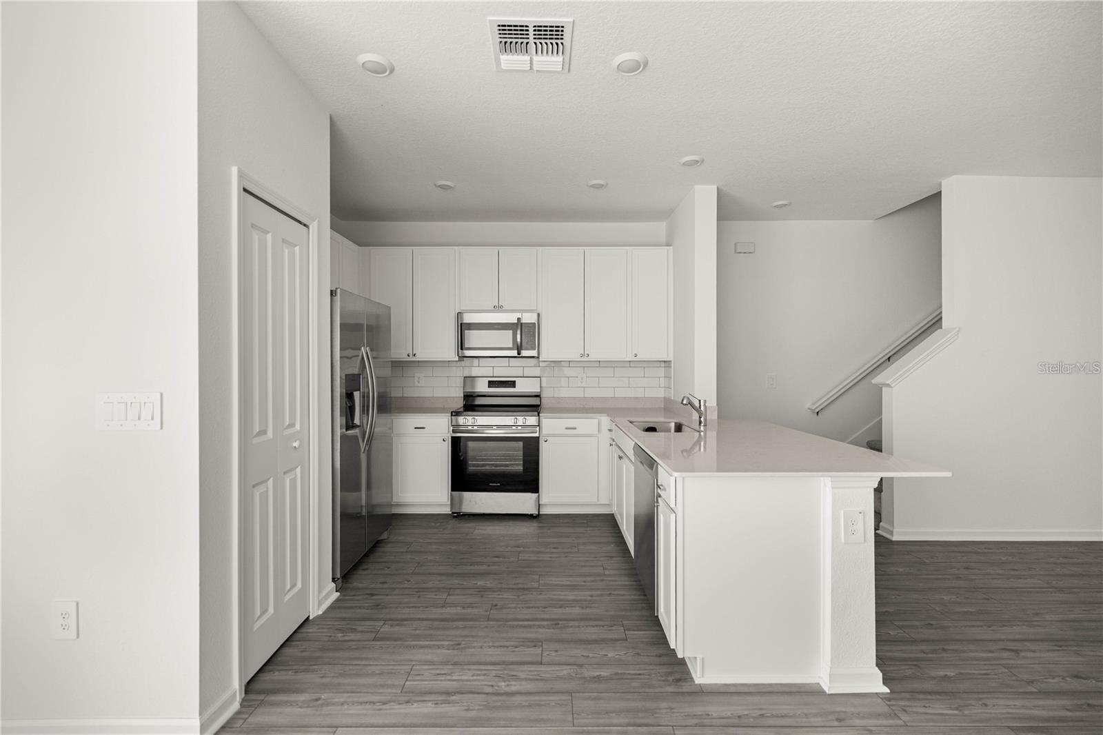 MARION RANCH - Residential Lease