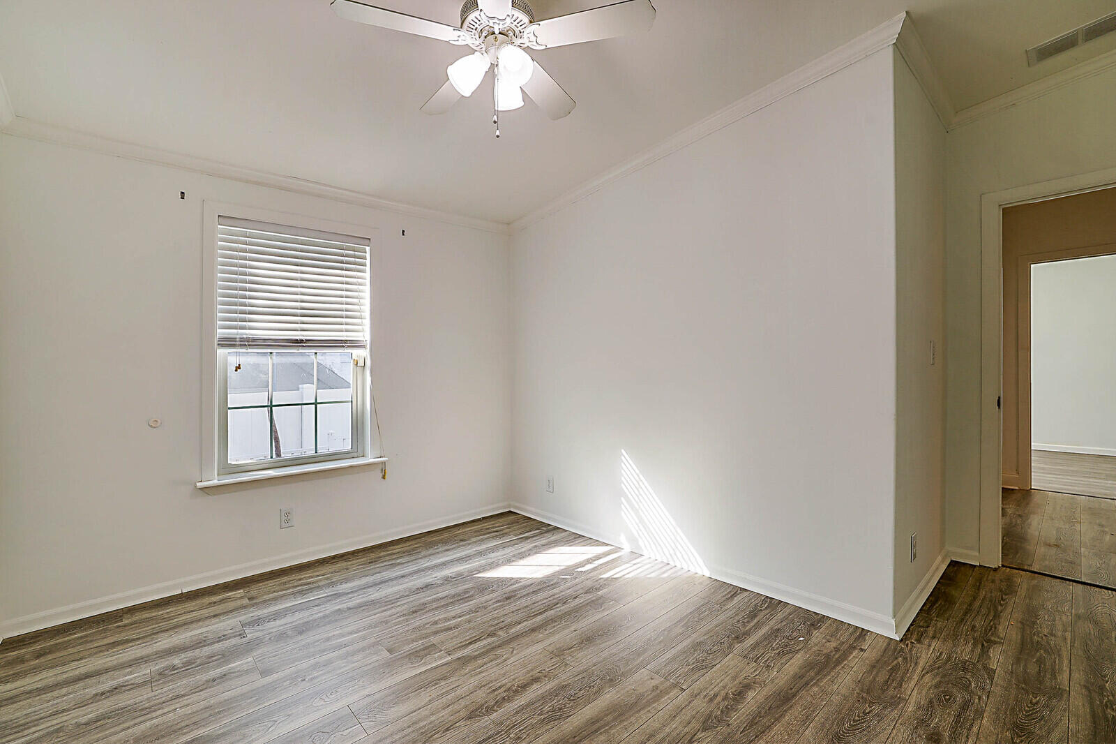 LINCOLN PARK - Residential