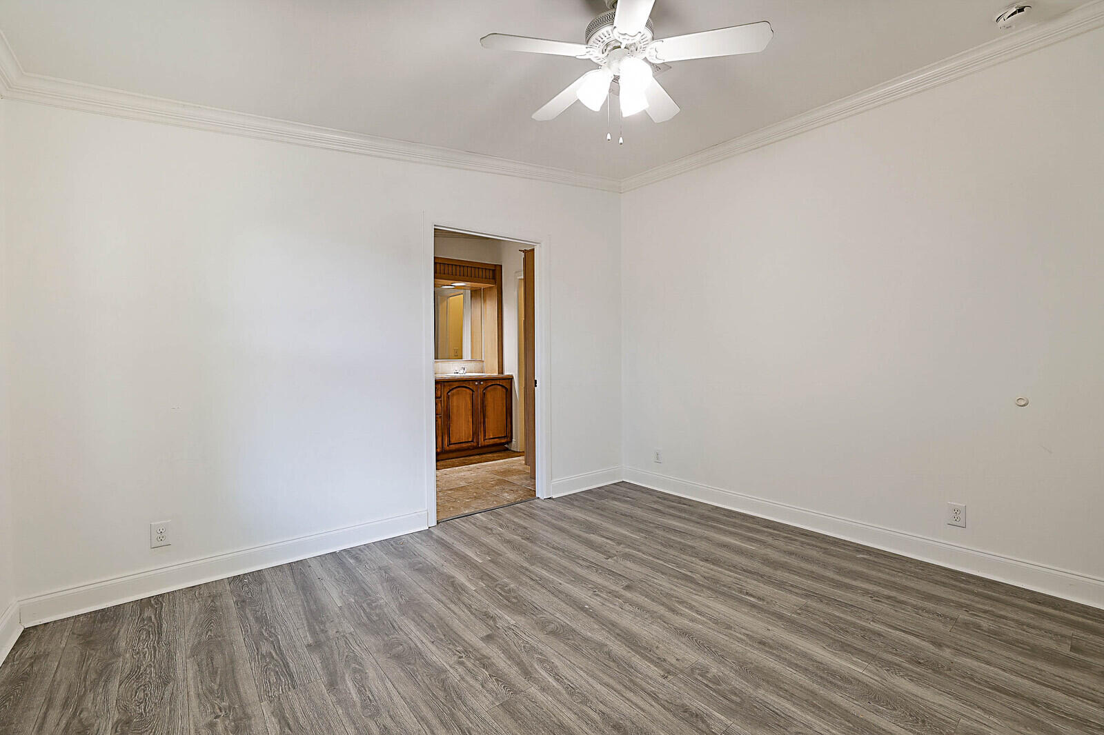 LINCOLN PARK - Residential