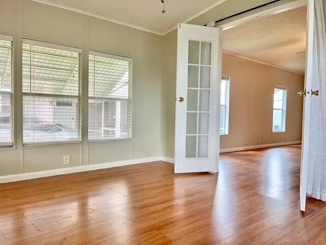 PALM BREEZES - Residential