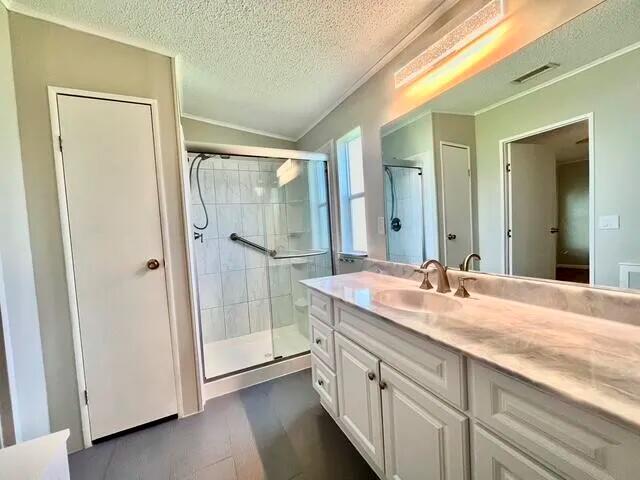 PALM BREEZES - Residential