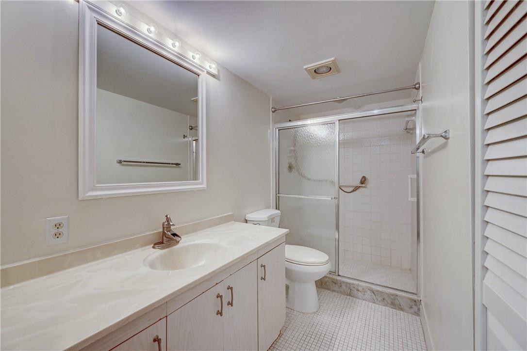 WYNMOOR CONDOS - Residential