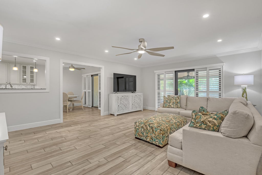 Photo of 131 PALM Avenue #31, Jupiter, FL 33477 (MLS # B26086738)