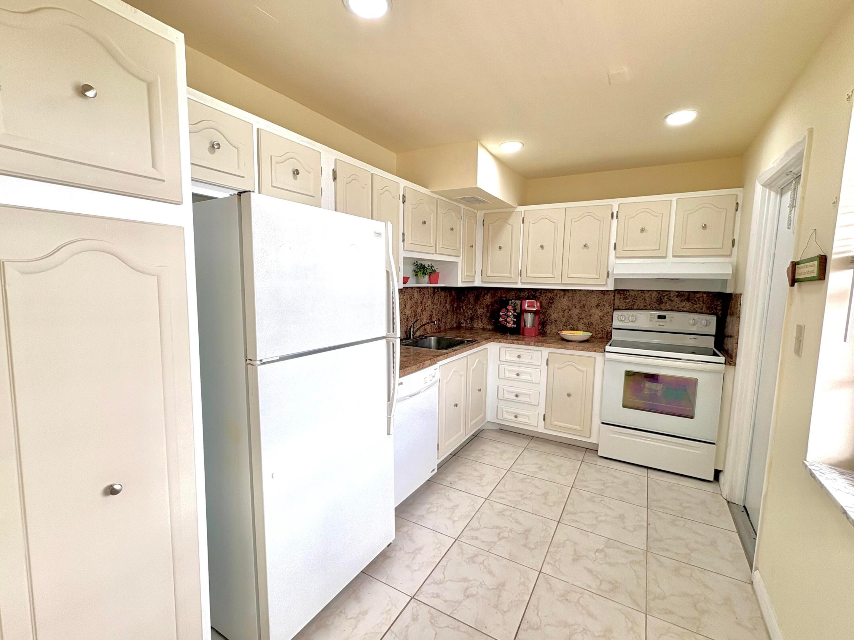4140 NW 44th Avenue 411