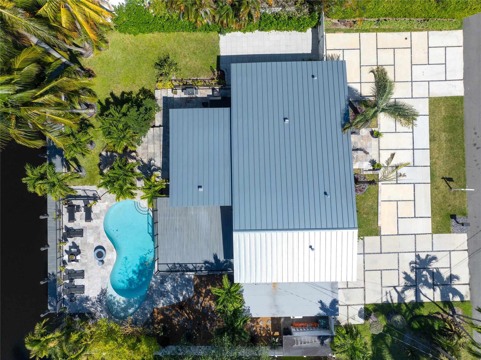 2607 Sugarloaf Ln