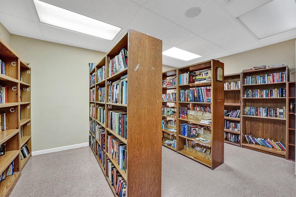 PINES OF DELRAY WEST - Residential