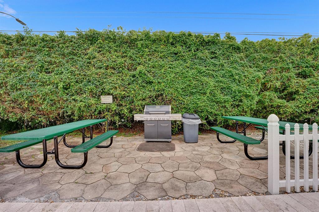 PINES OF DELRAY WEST - Residential