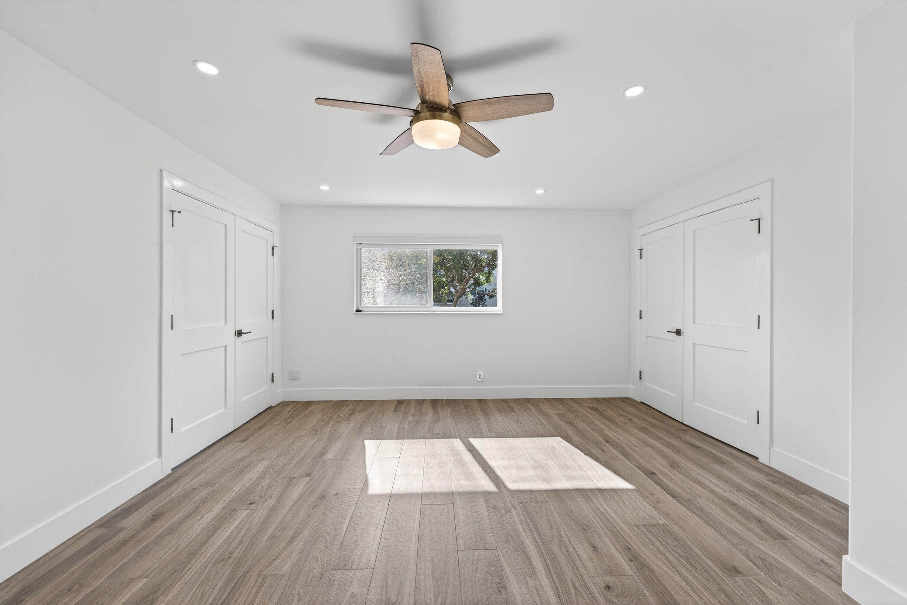 JAMES PLACE CONDO - Residential