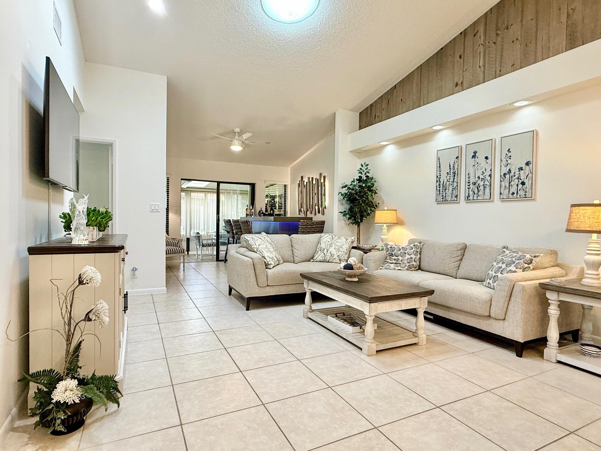 10938 ROEBELINI PALM Court A
