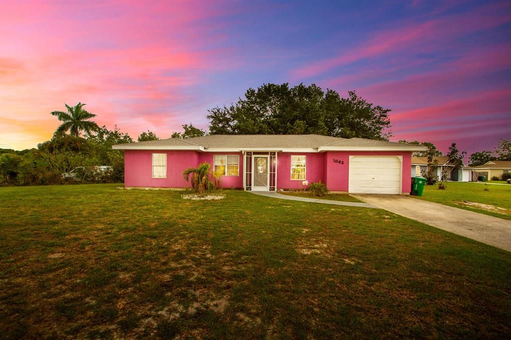 Photo of 1842 SE Oxmoor Court, Port Saint Lucie, FL 34952 (MLS # R10731416)