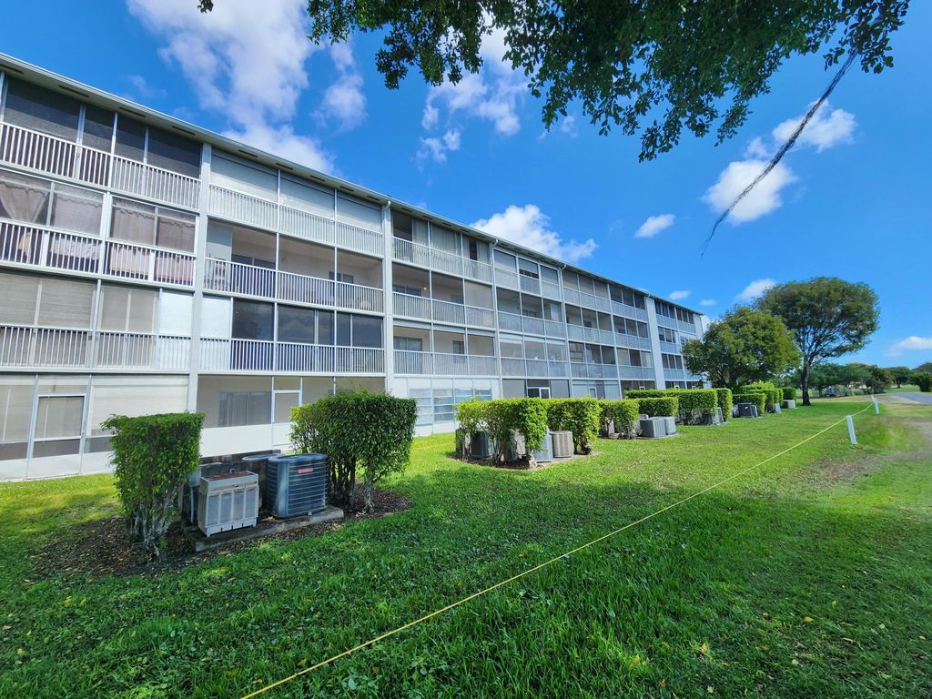 Photo of 13550 SW 6th Court #306a, Pembroke Pines, FL 33027 (MLS # B26000095)