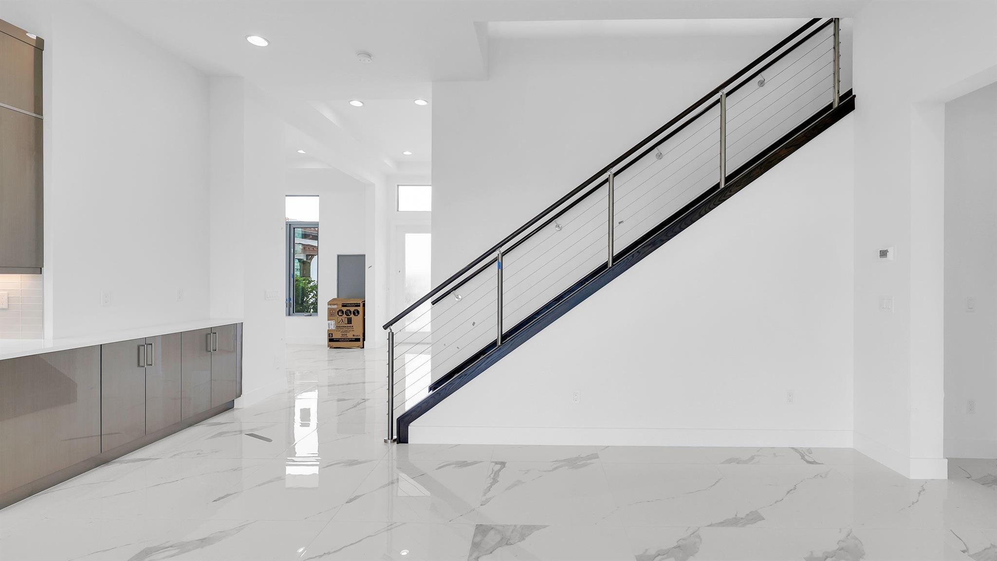 ALTON NEIGHBORHOOD - Residential