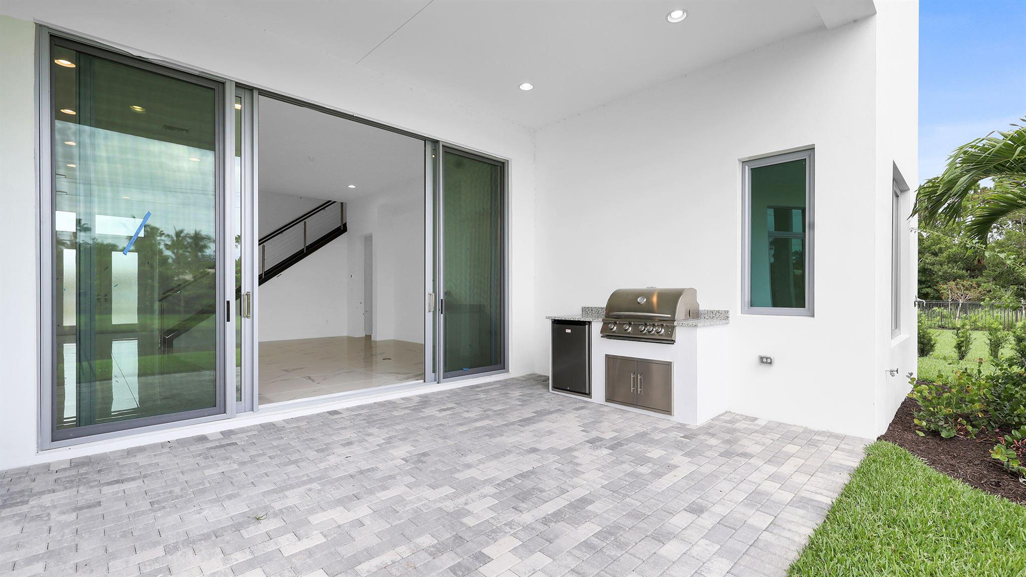 ALTON NEIGHBORHOOD - Residential