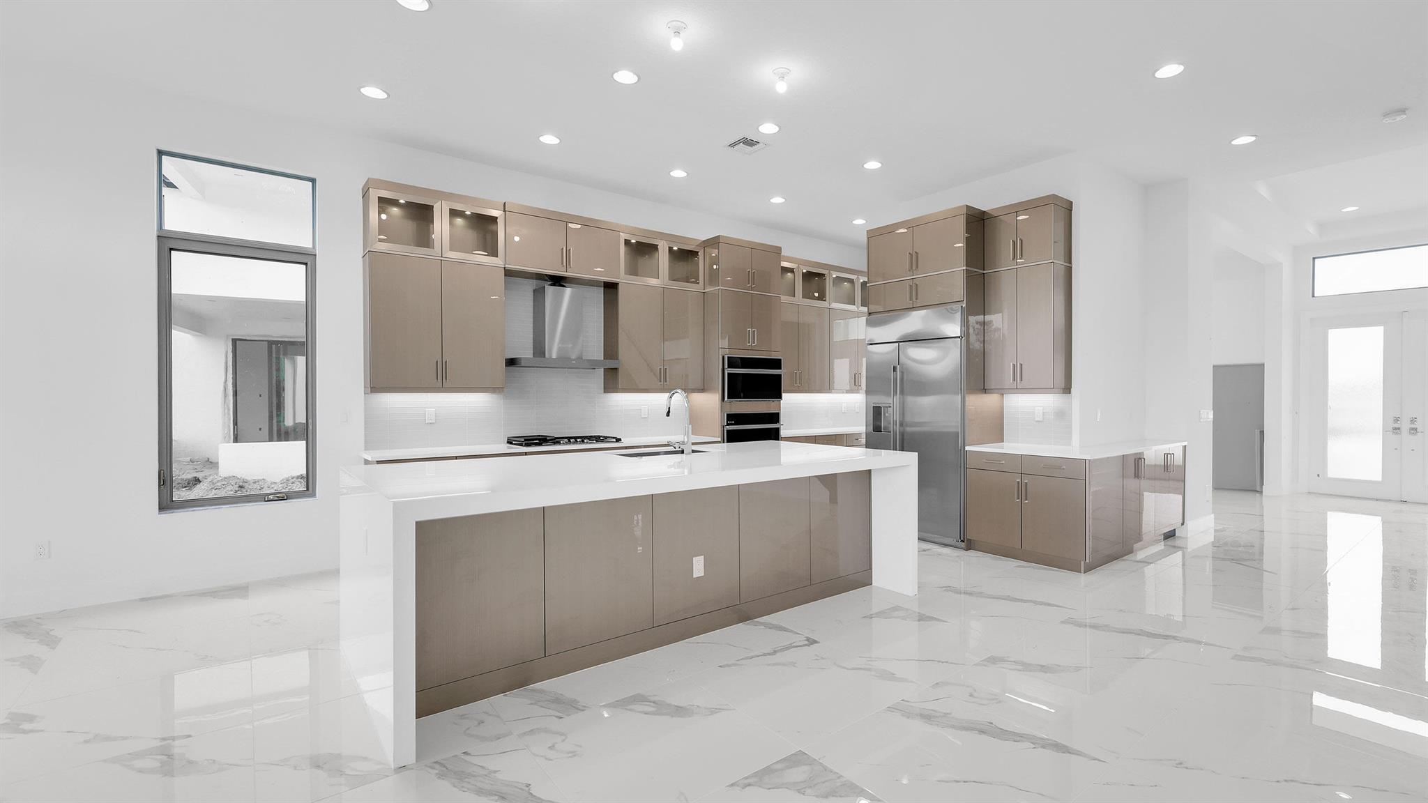 ALTON NEIGHBORHOOD - Residential