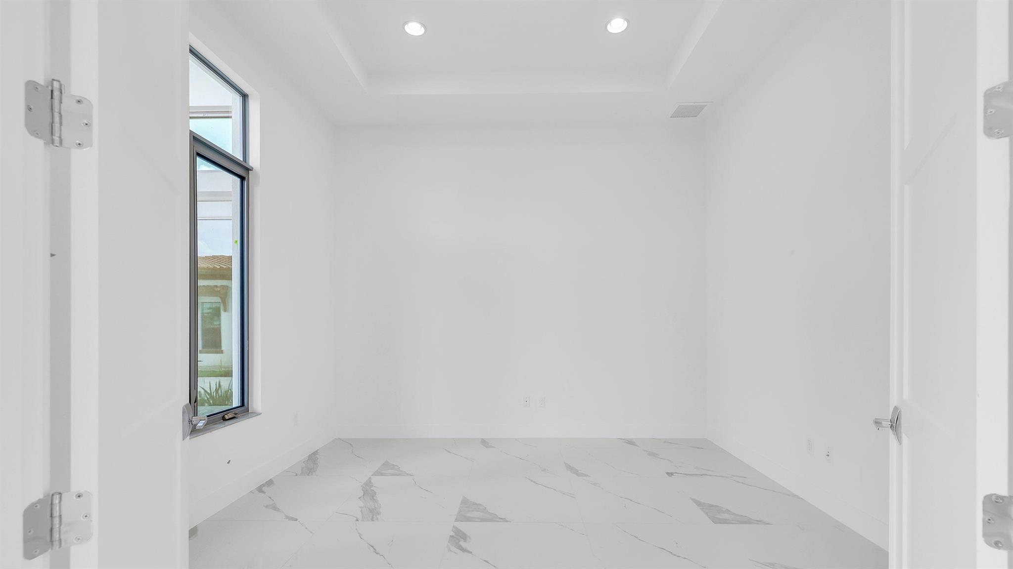 ALTON NEIGHBORHOOD - Residential