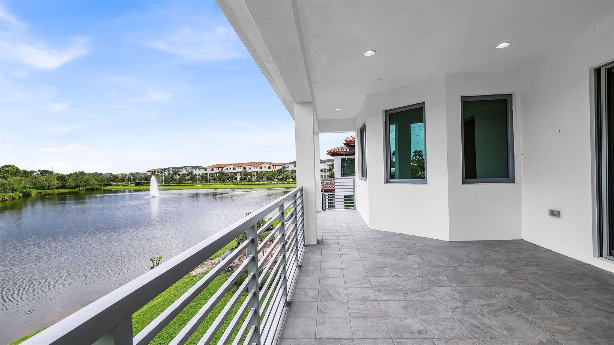 ALTON NEIGHBORHOOD - Residential