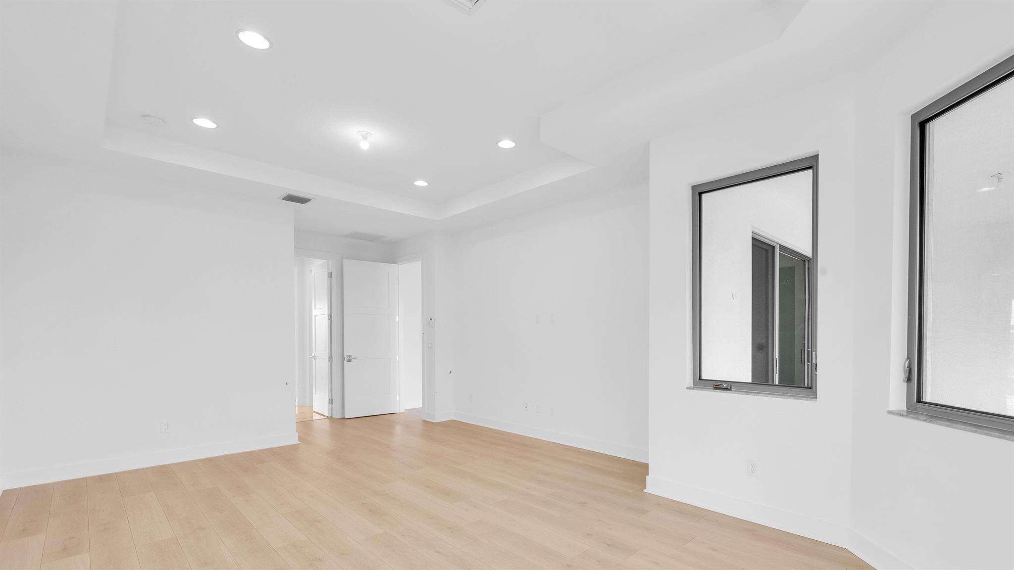 ALTON NEIGHBORHOOD - Residential