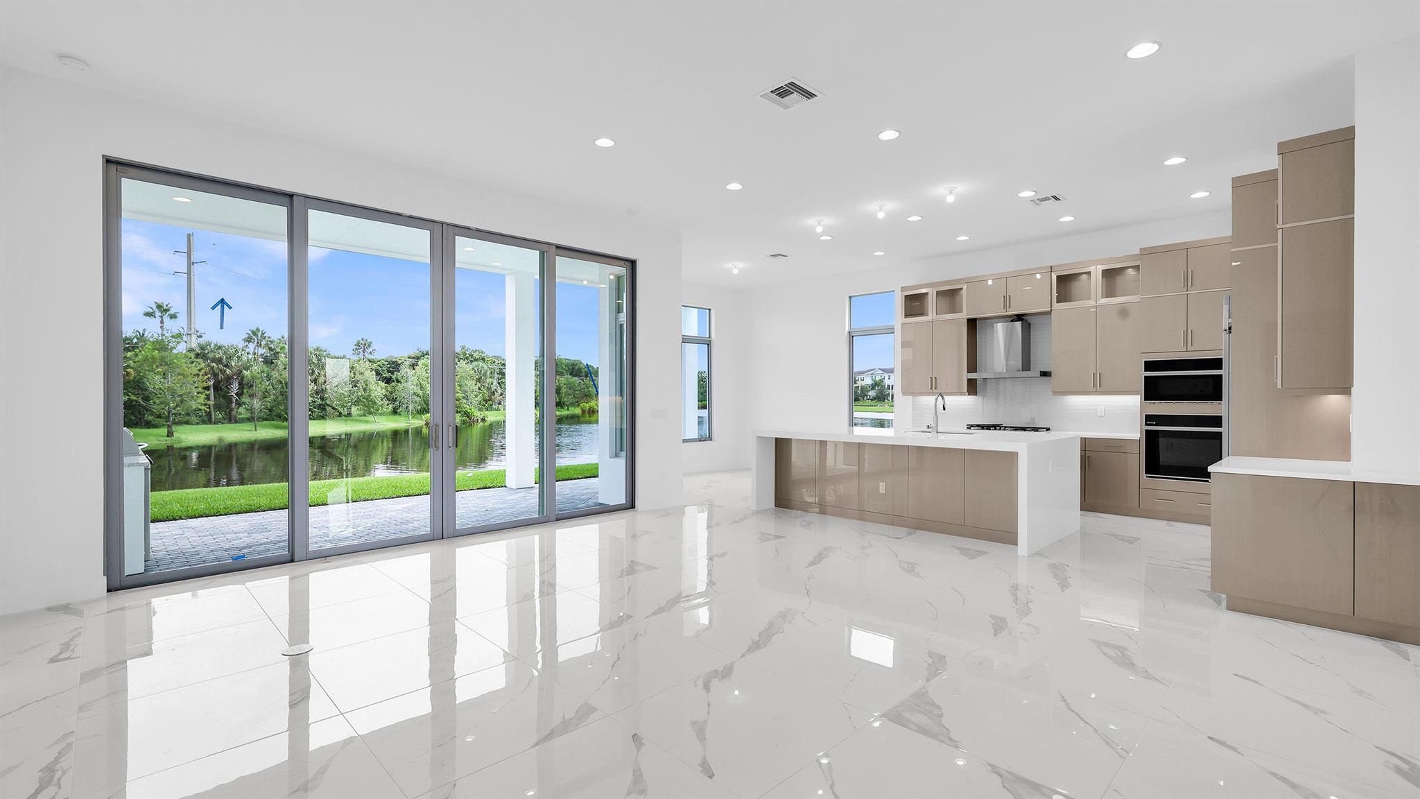 ALTON NEIGHBORHOOD - Residential