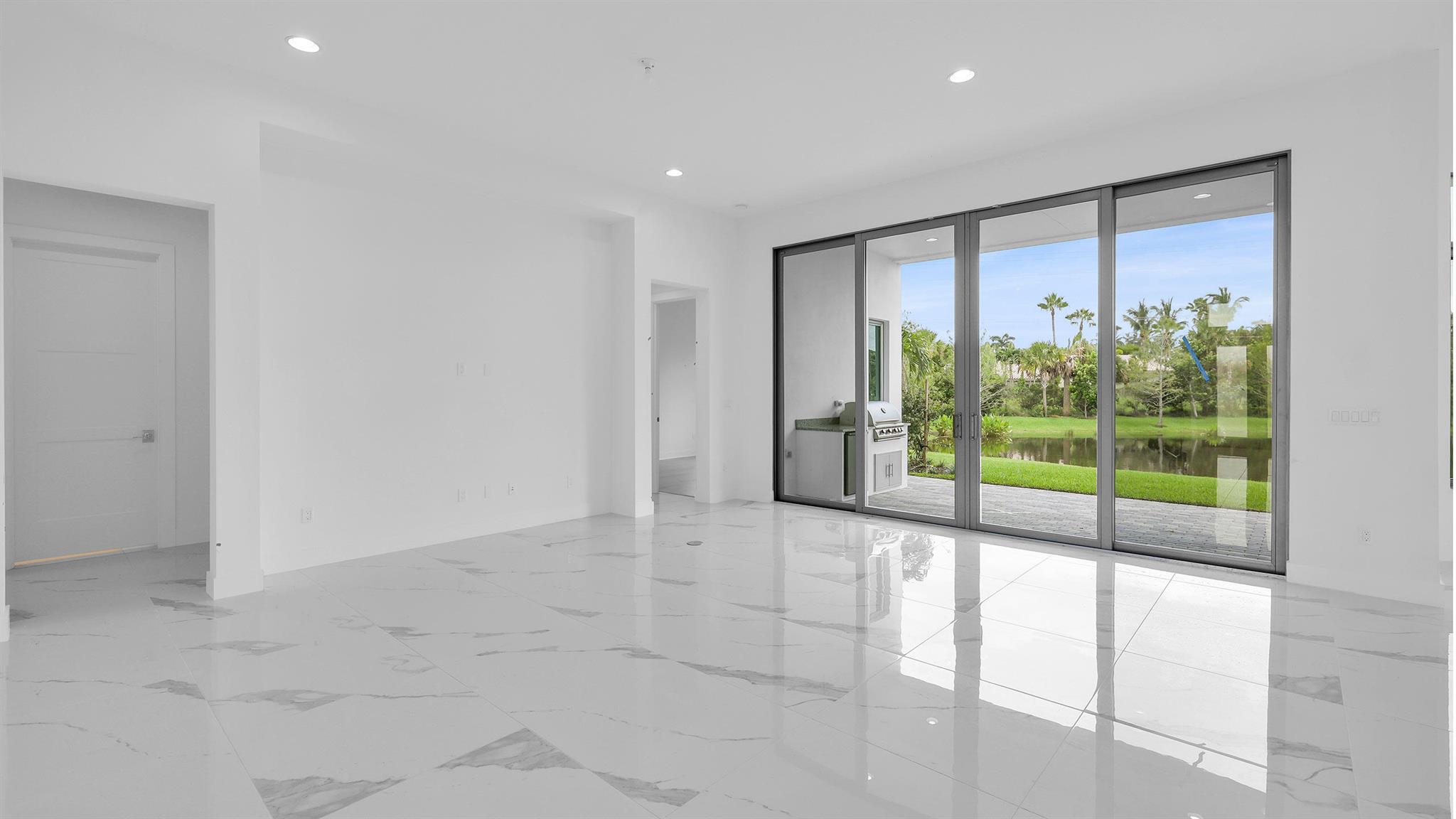 ALTON NEIGHBORHOOD - Residential