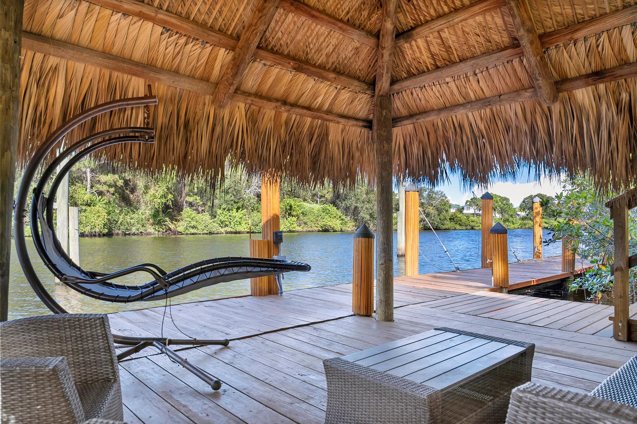 HARBOUR BLUFF - Residential