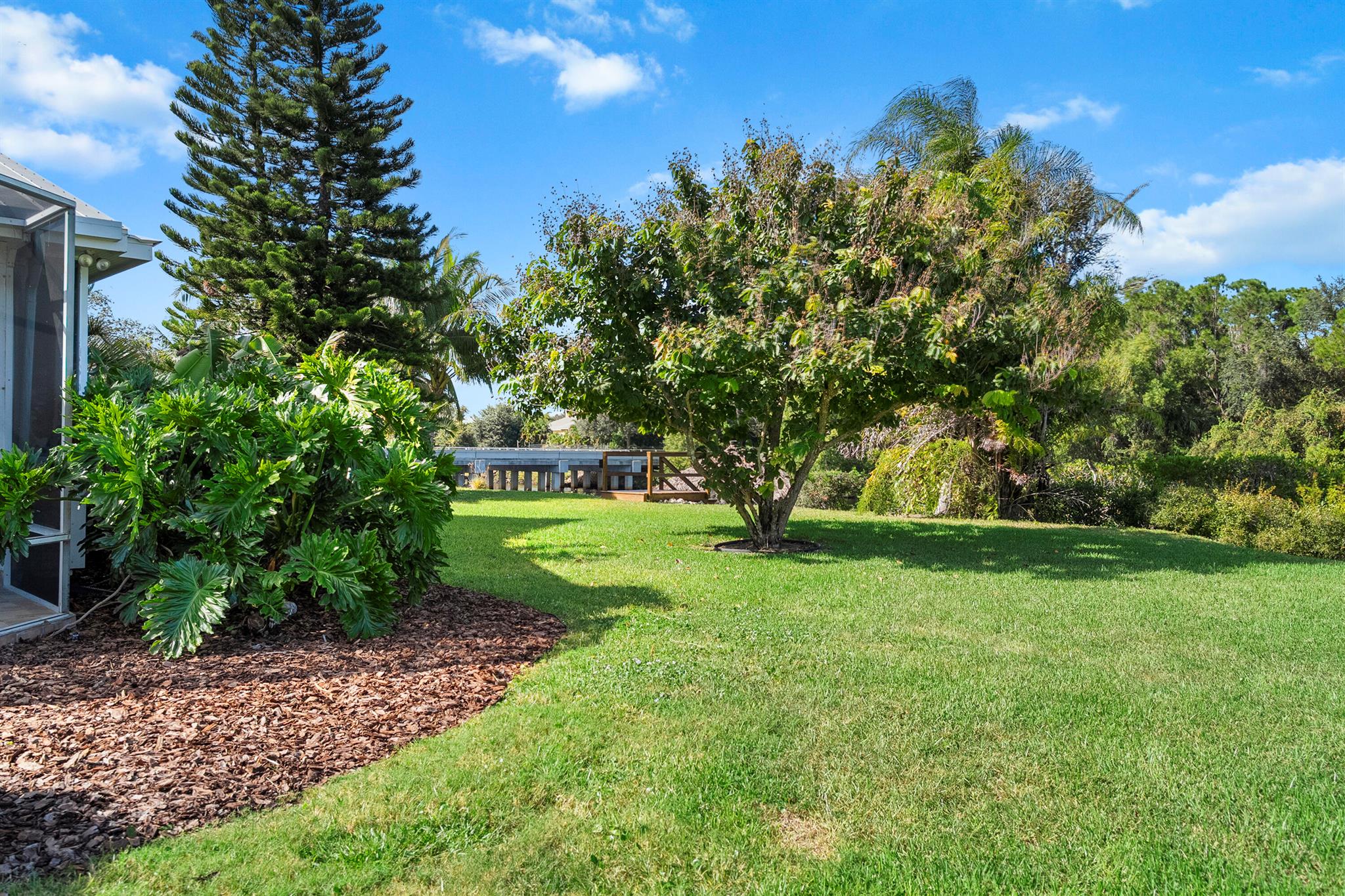 HARBOUR BLUFF - Residential