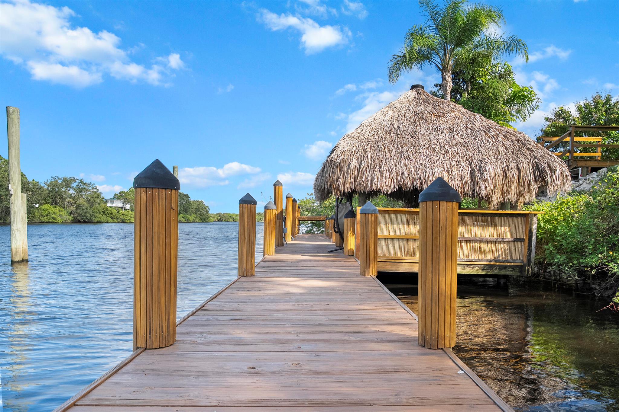 HARBOUR BLUFF - Residential