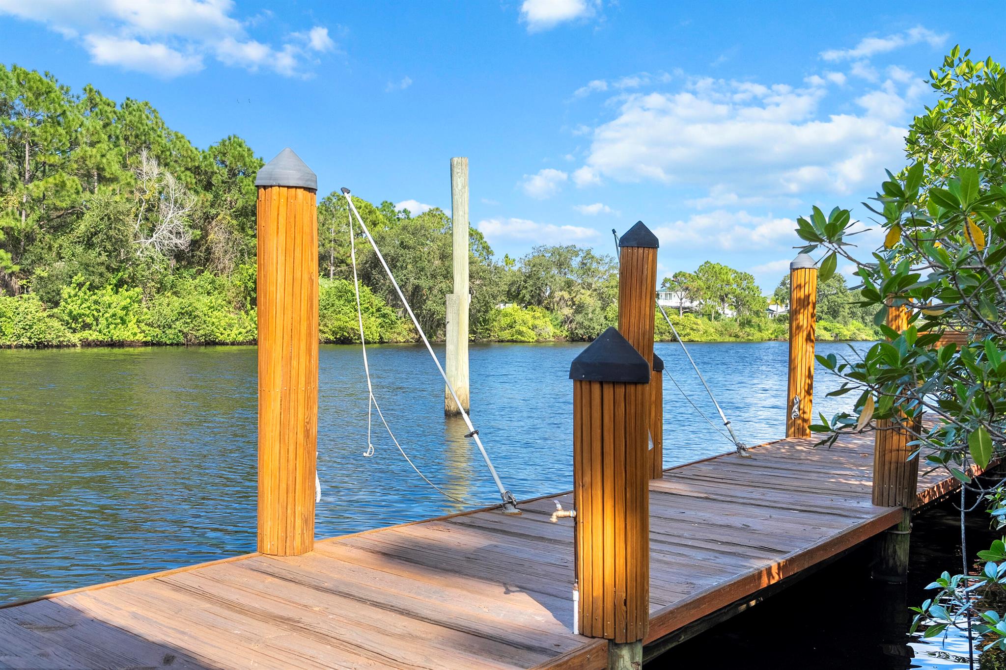 HARBOUR BLUFF - Residential