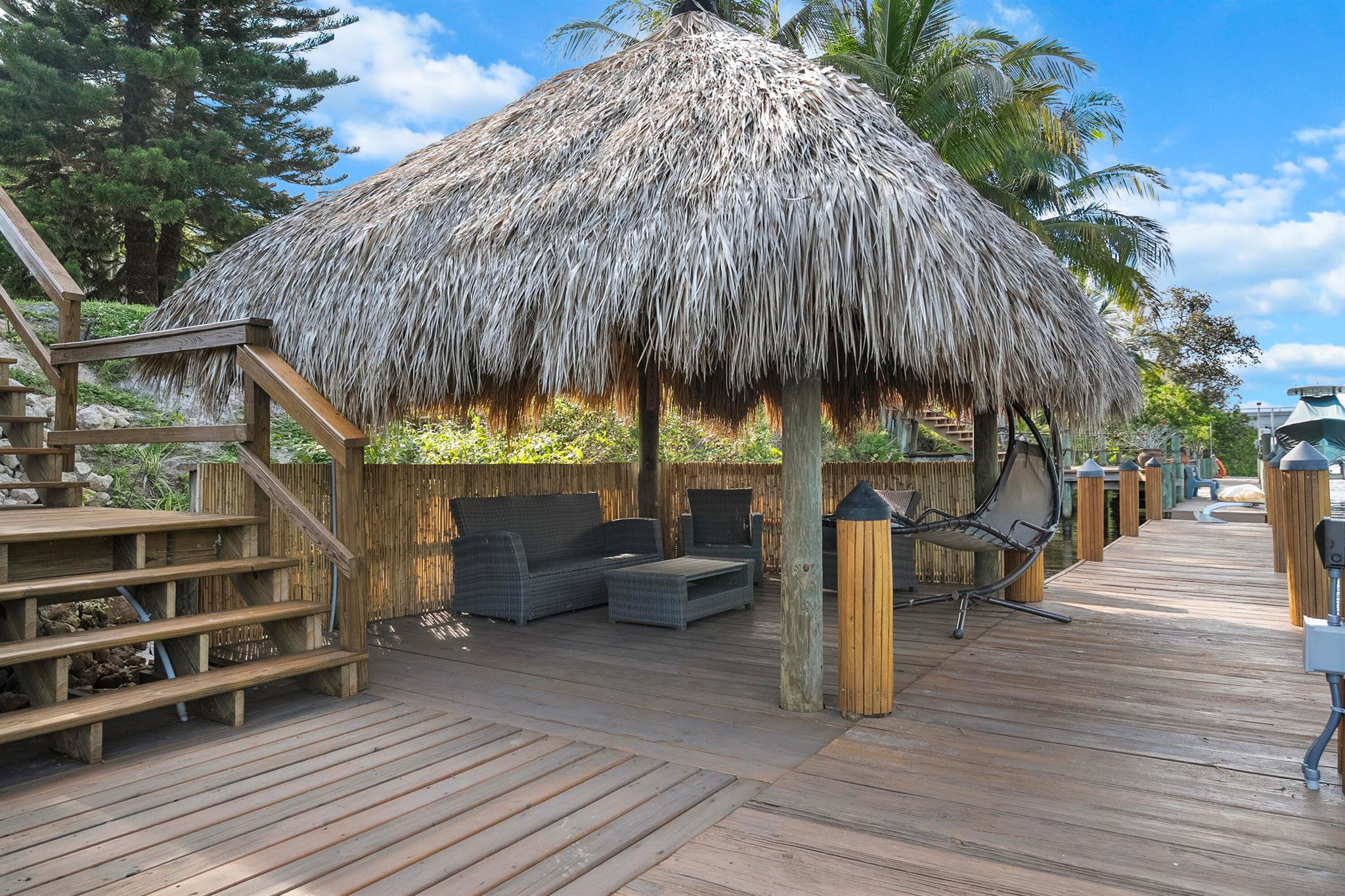 HARBOUR BLUFF - Residential