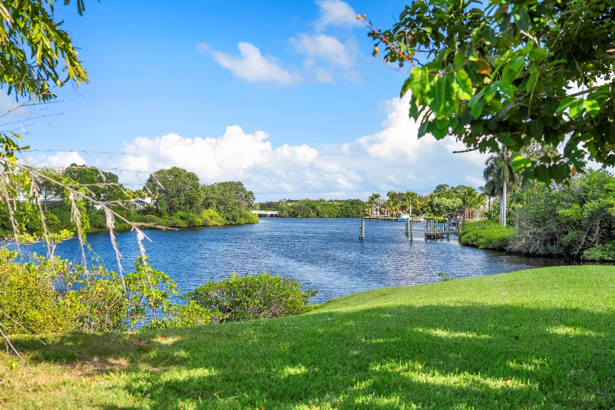 HARBOUR BLUFF - Residential