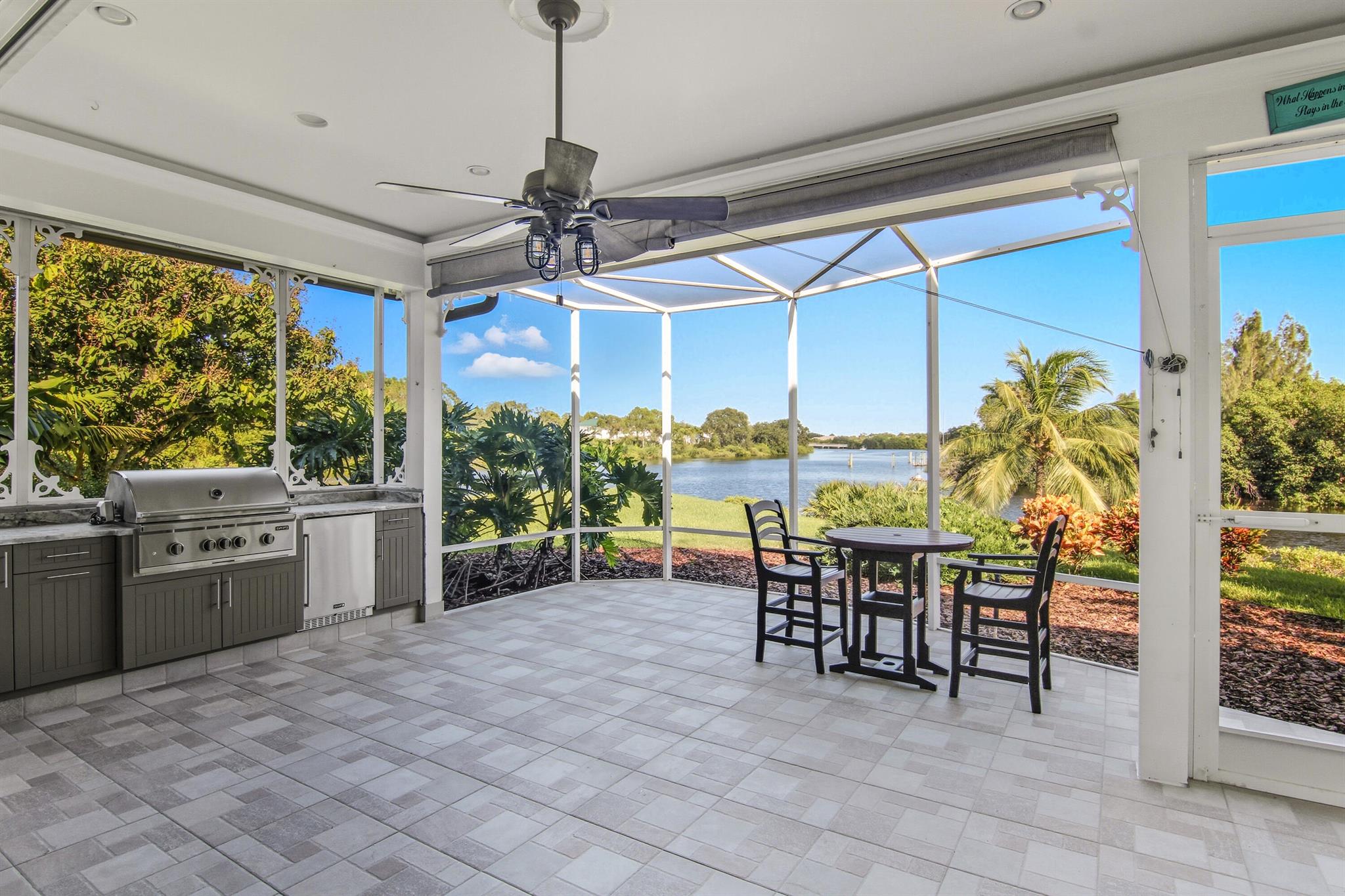 HARBOUR BLUFF - Residential