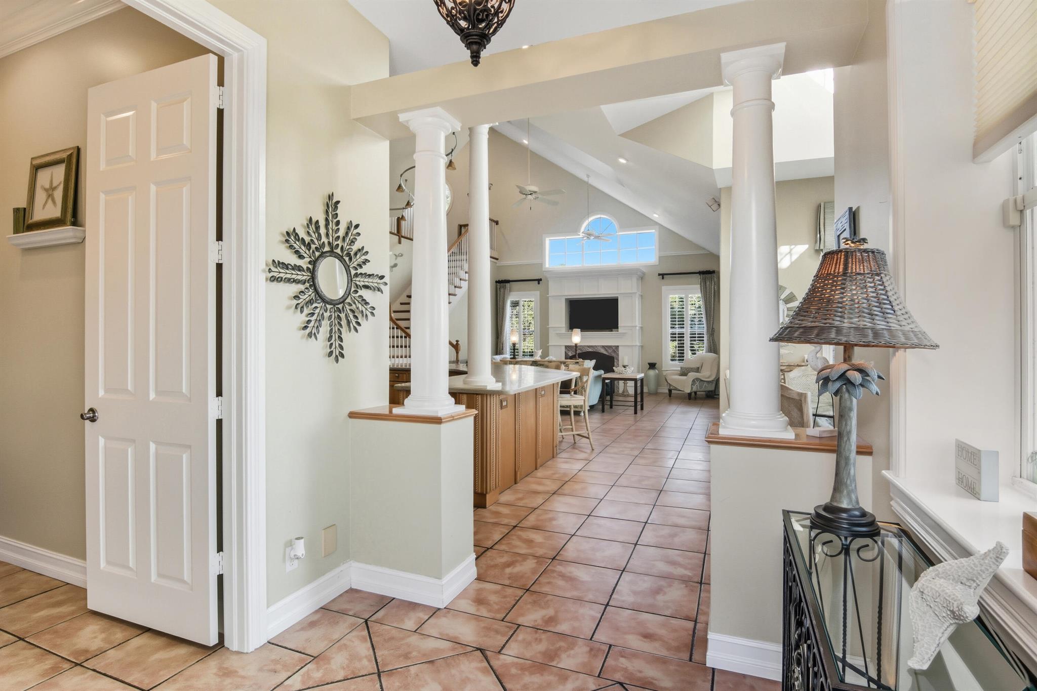 HARBOUR BLUFF - Residential