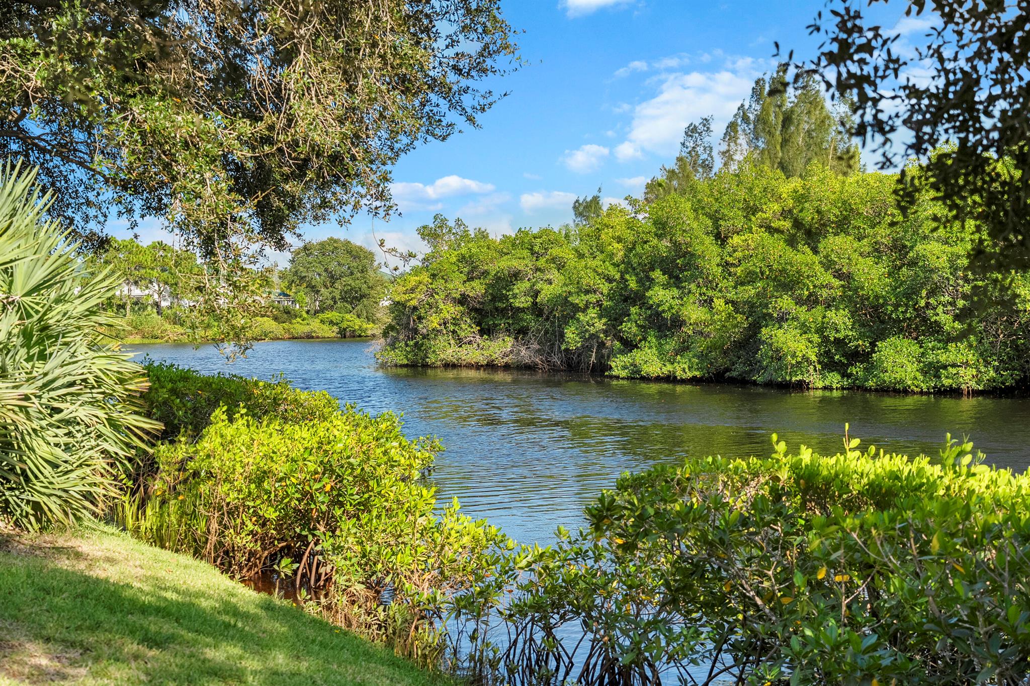 HARBOUR BLUFF - Residential