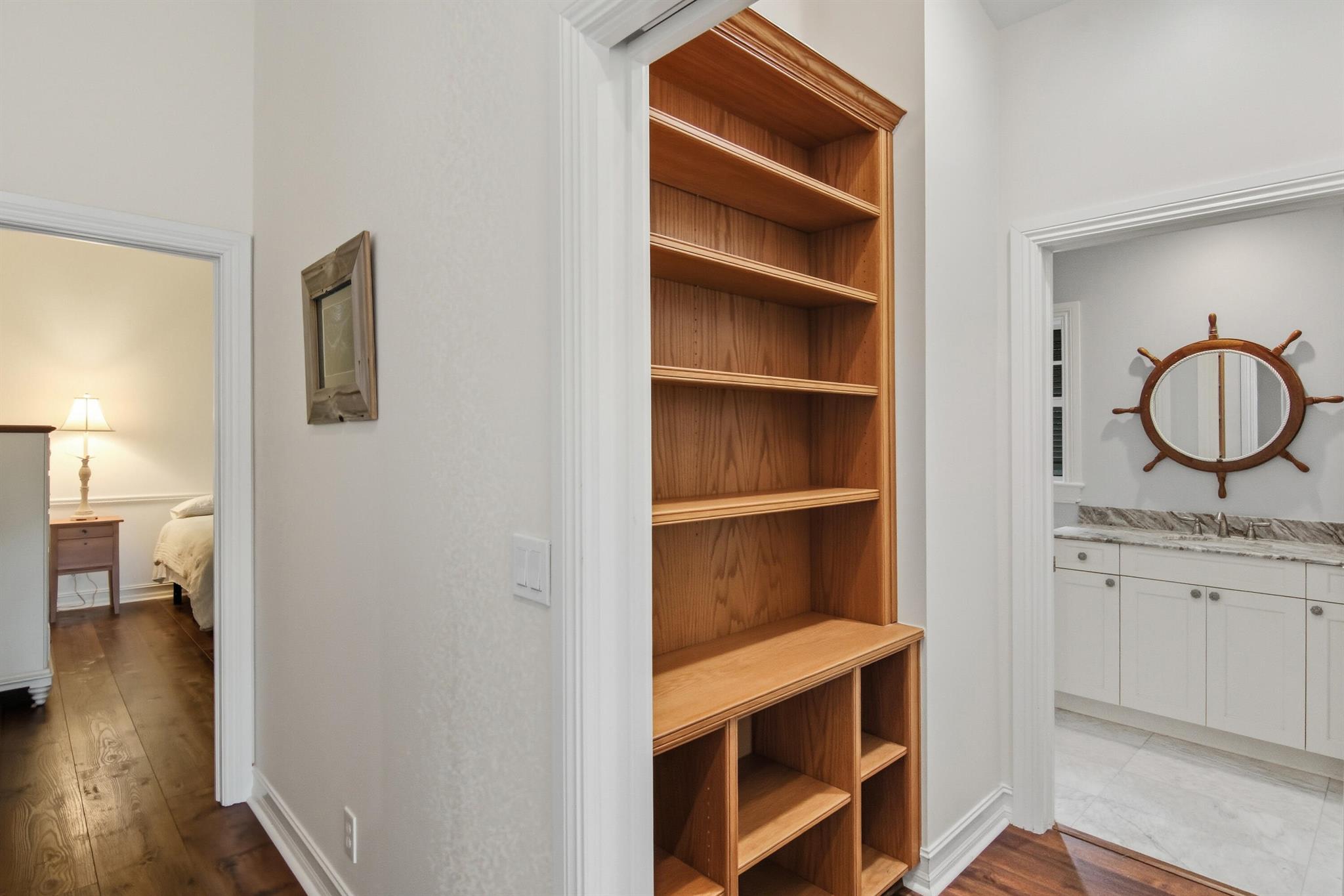 HARBOUR BLUFF - Residential