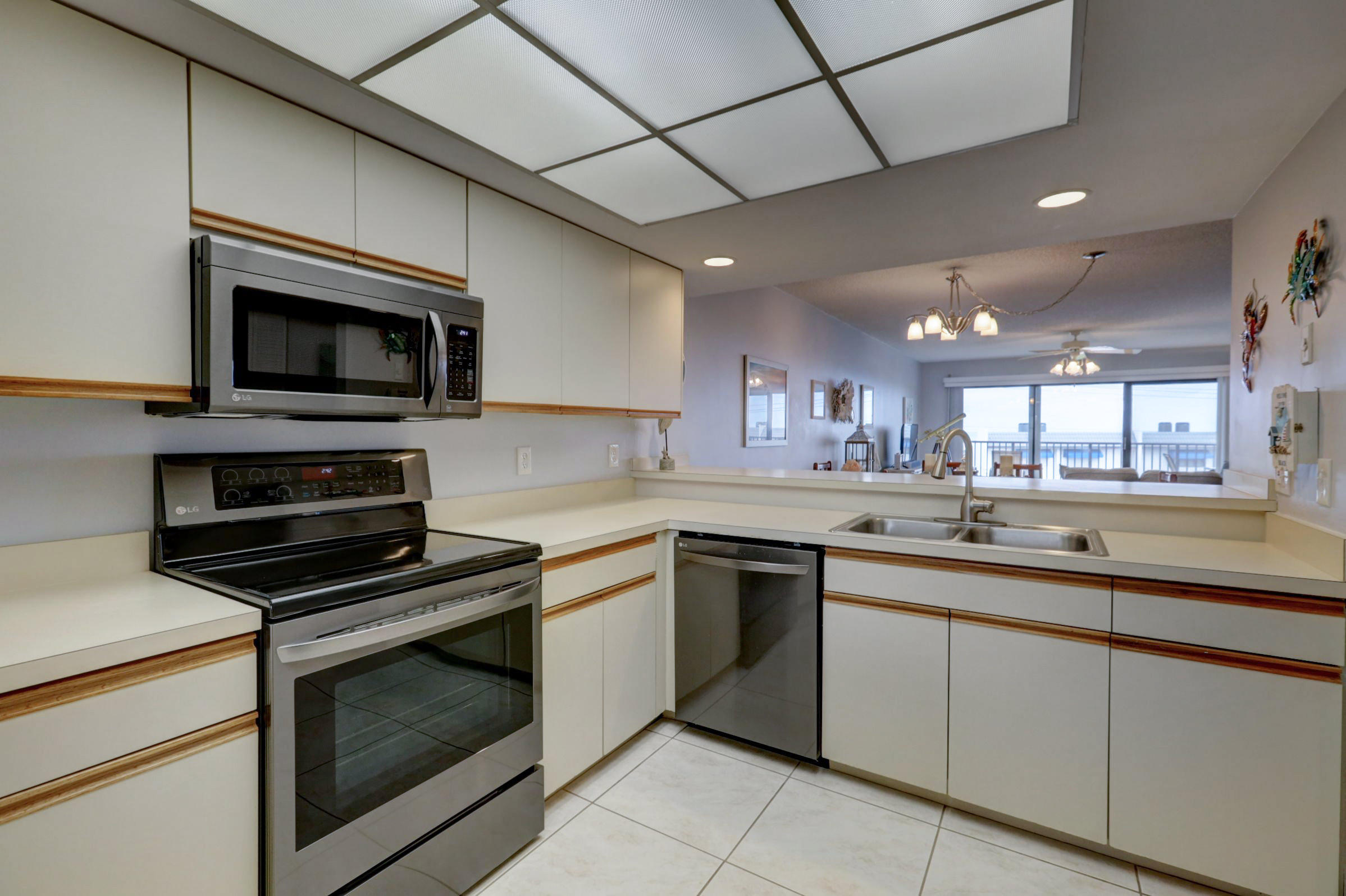 SEA IMAGES OF JUNO BEACH CONDO - Residential Lease