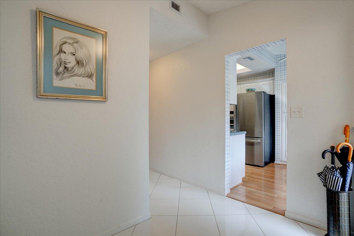 5121 Oak Hill Lane 423