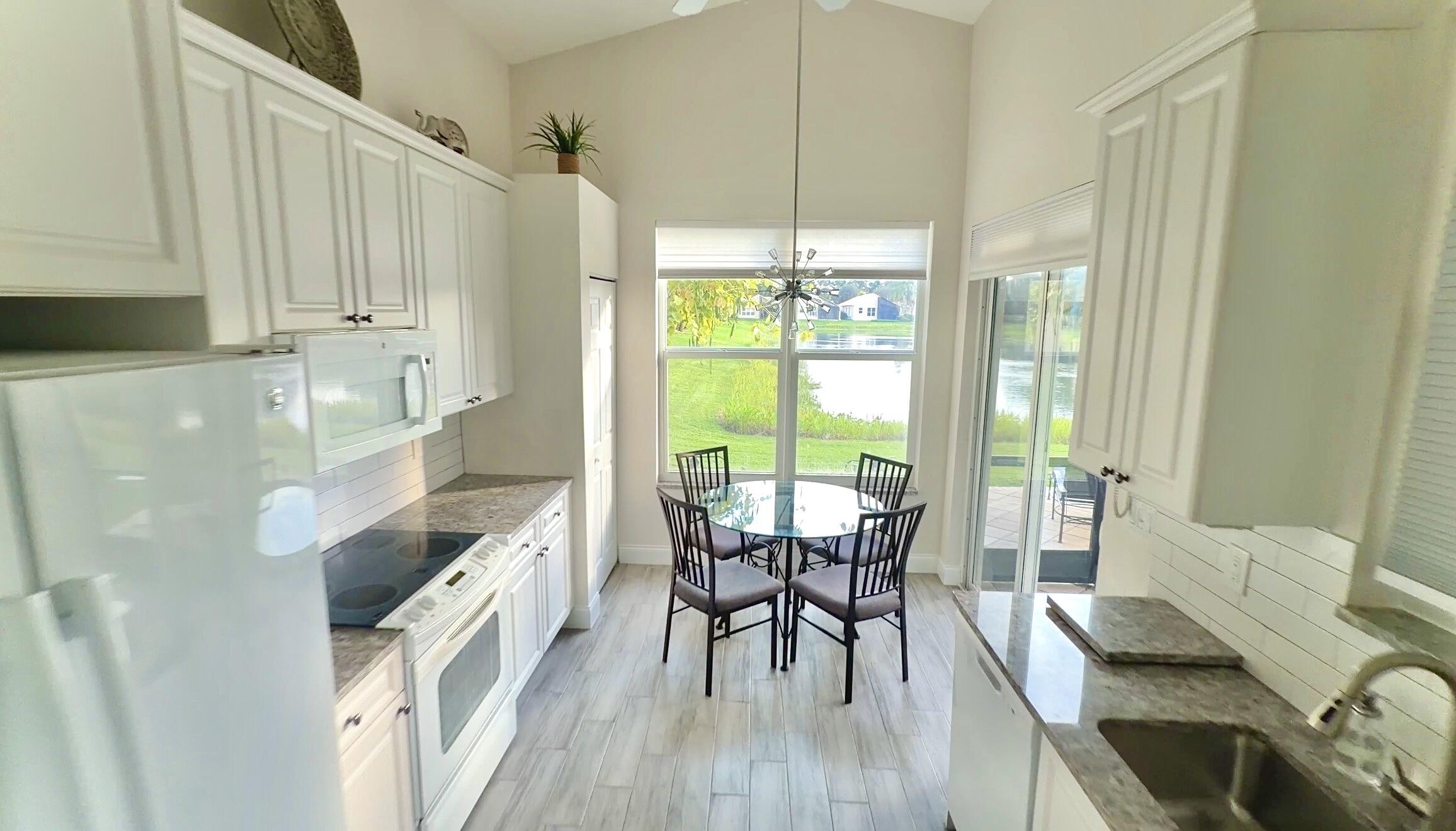 Valencia Falls - Residential