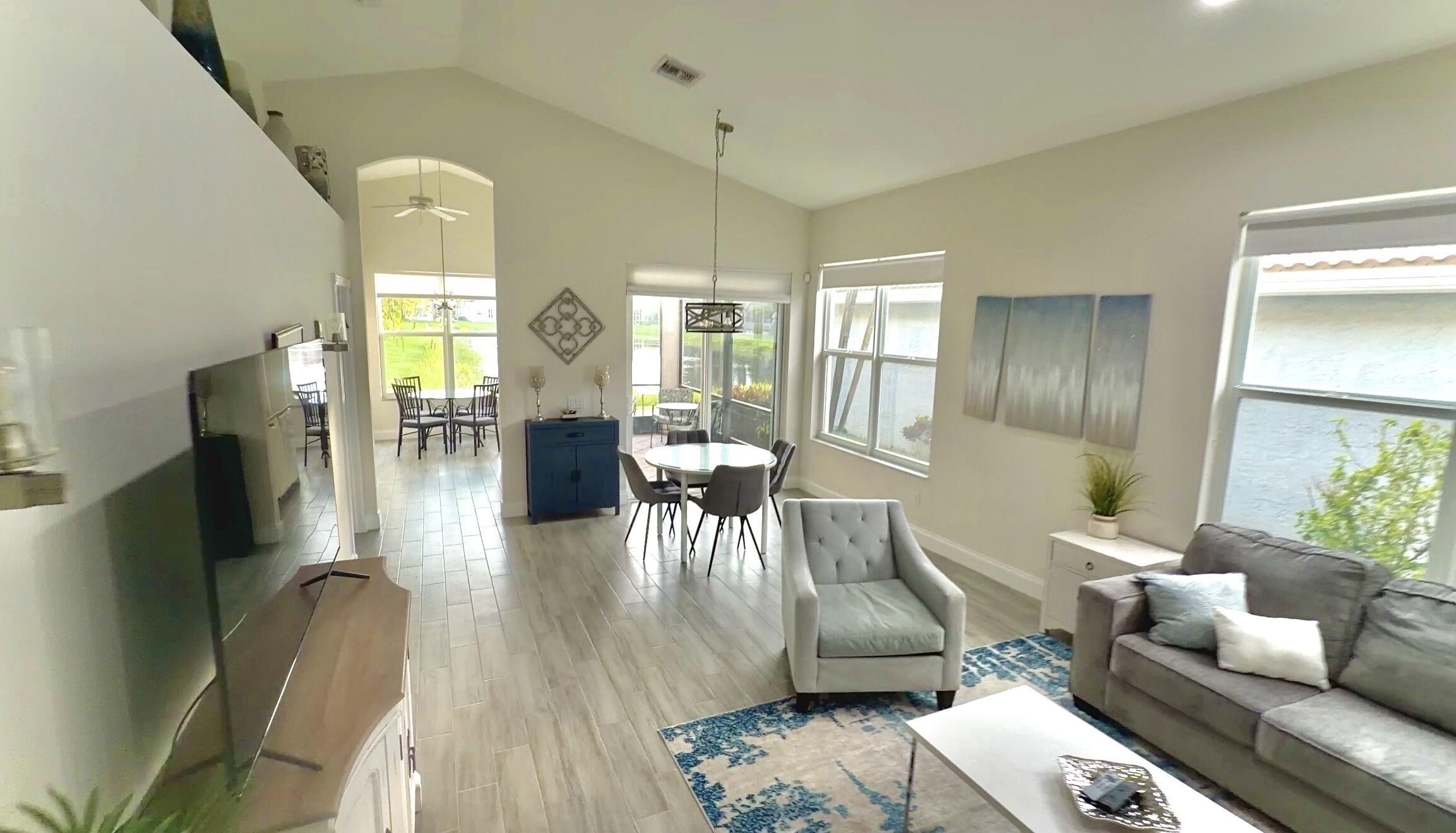 Valencia Falls - Residential