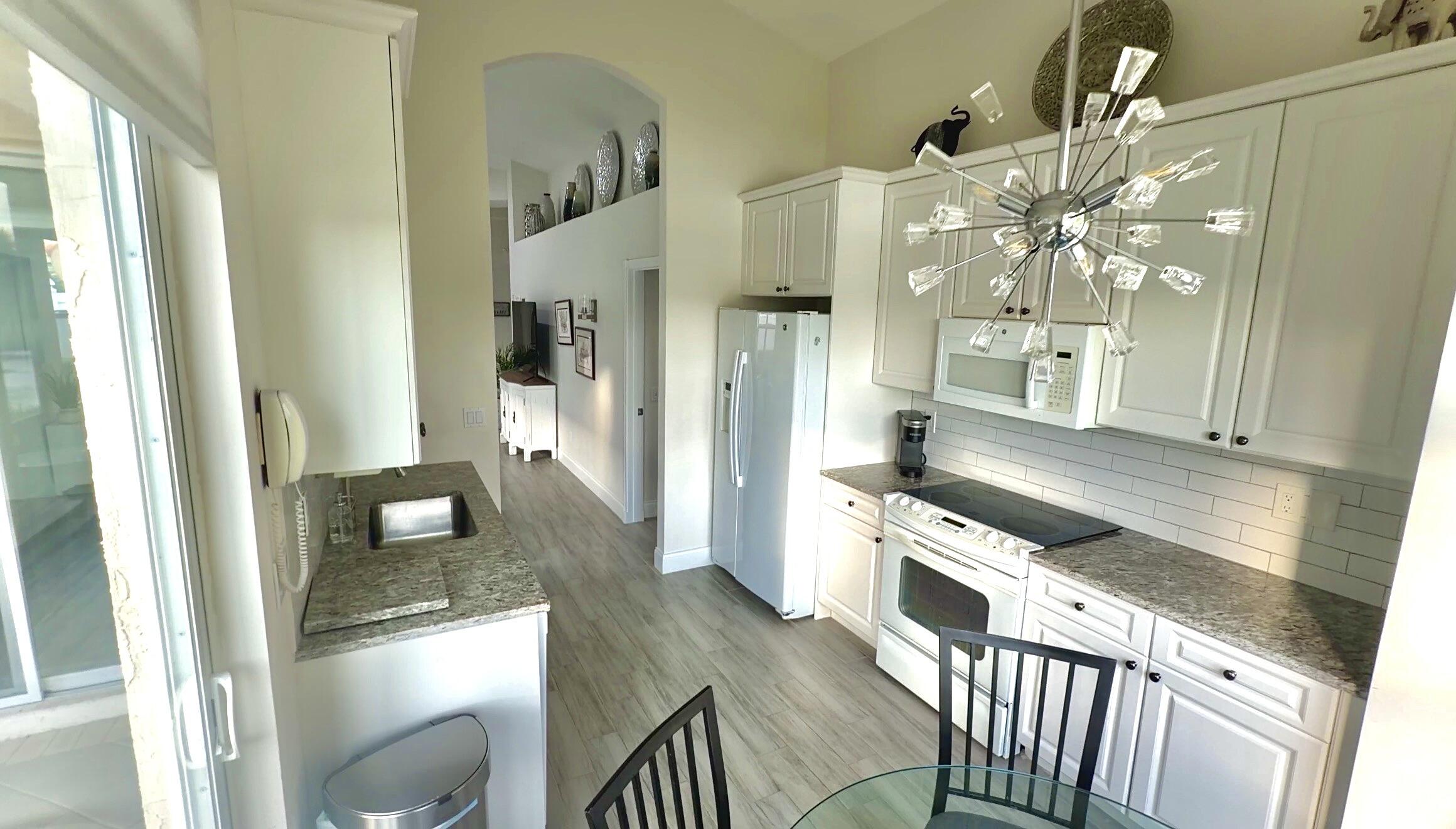 Valencia Falls - Residential