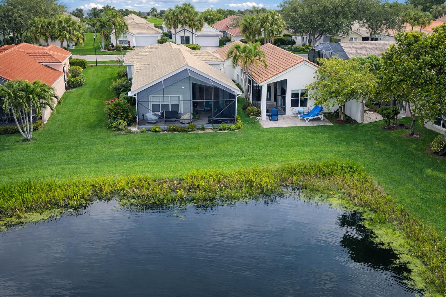 Valencia Falls - Residential