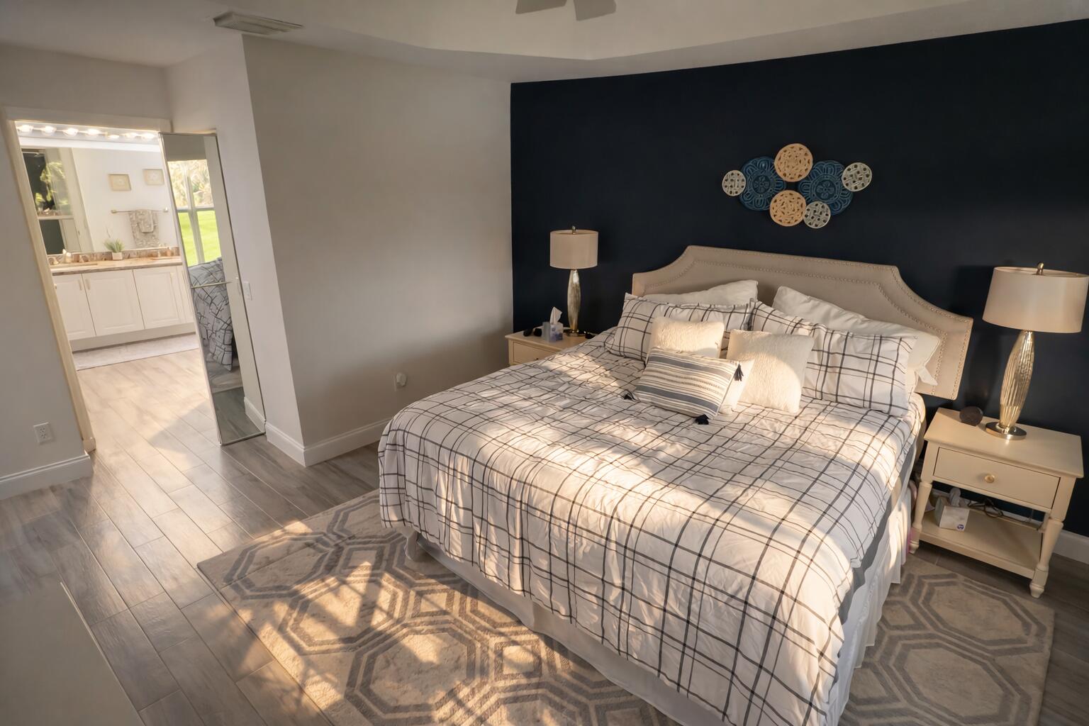 Valencia Falls - Residential