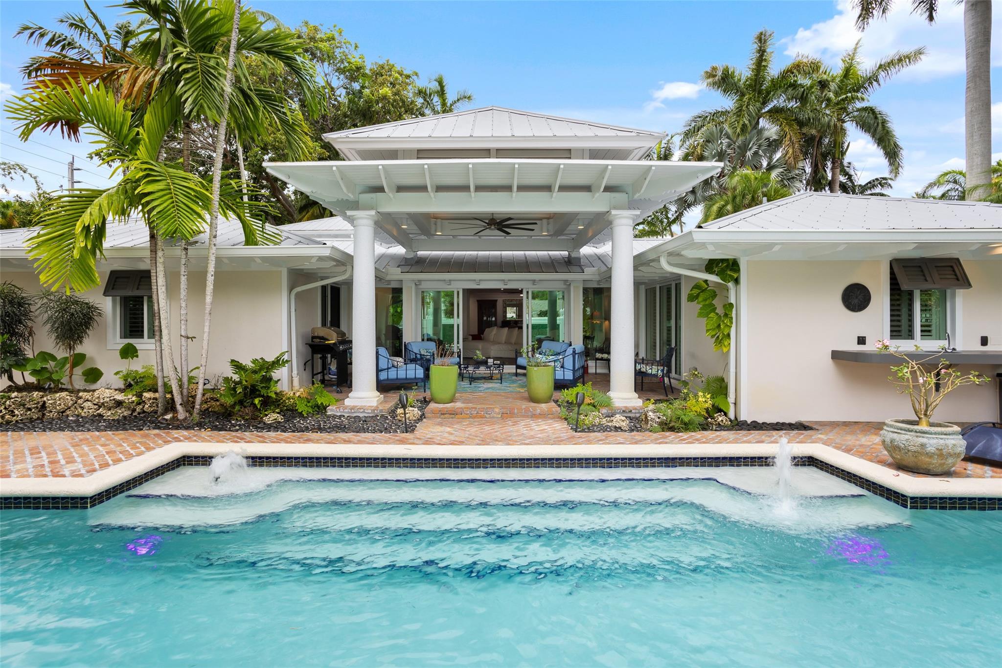 VICTORIA PARK - Residential