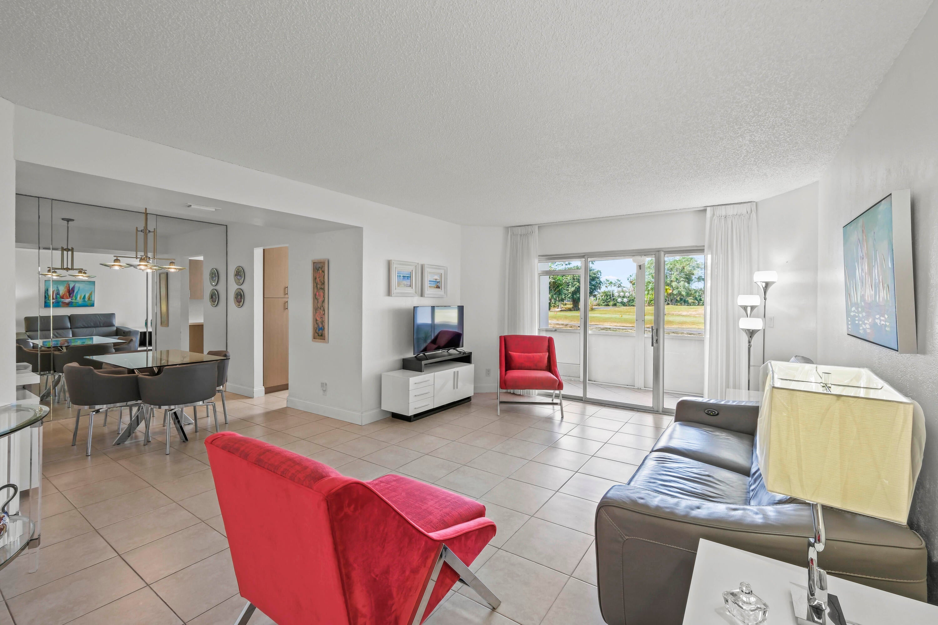 3871 VIA POINCIANA 104