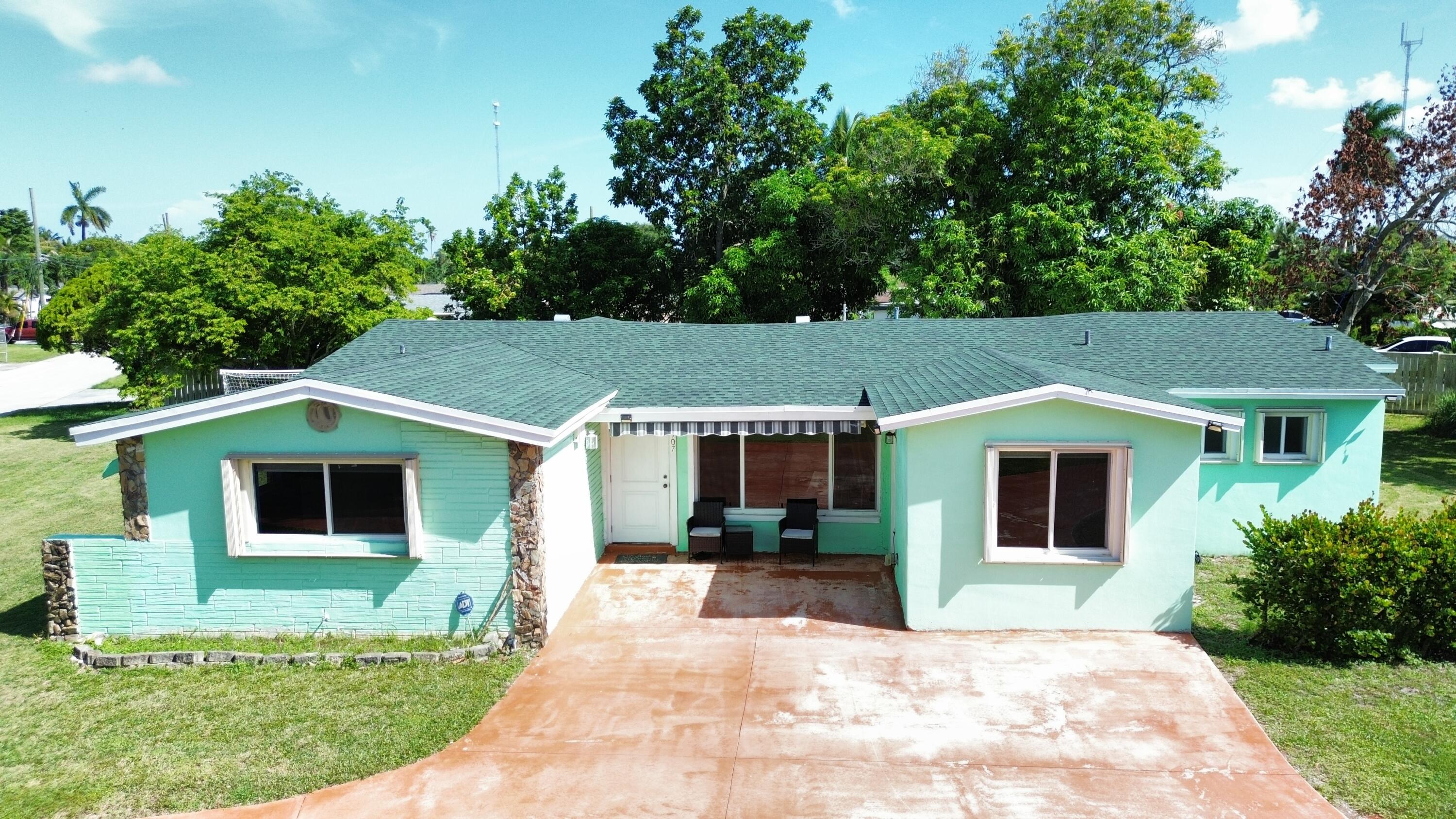 2907 SW 67TH Terrace