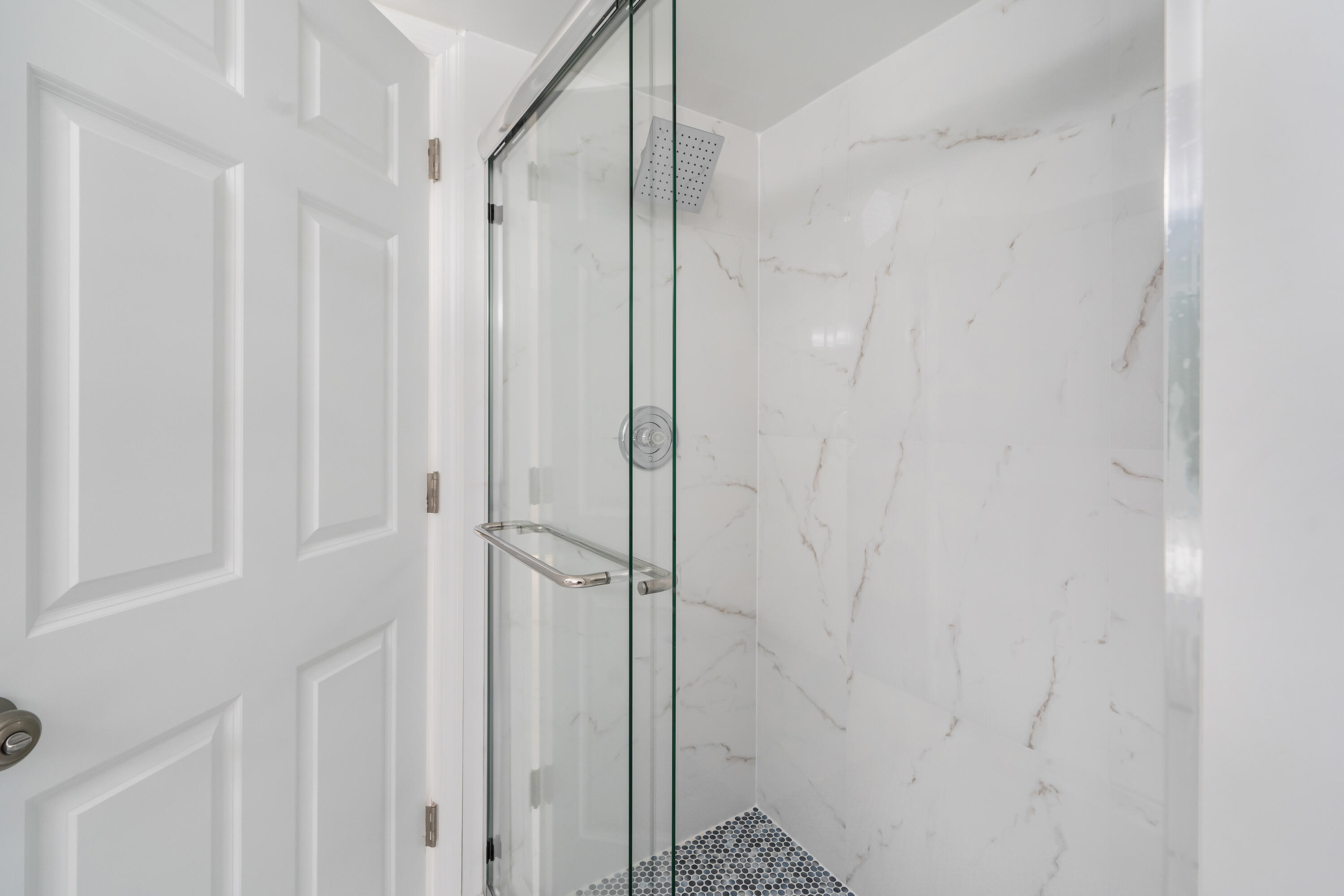 HUNTINGTON POINTE - Residential