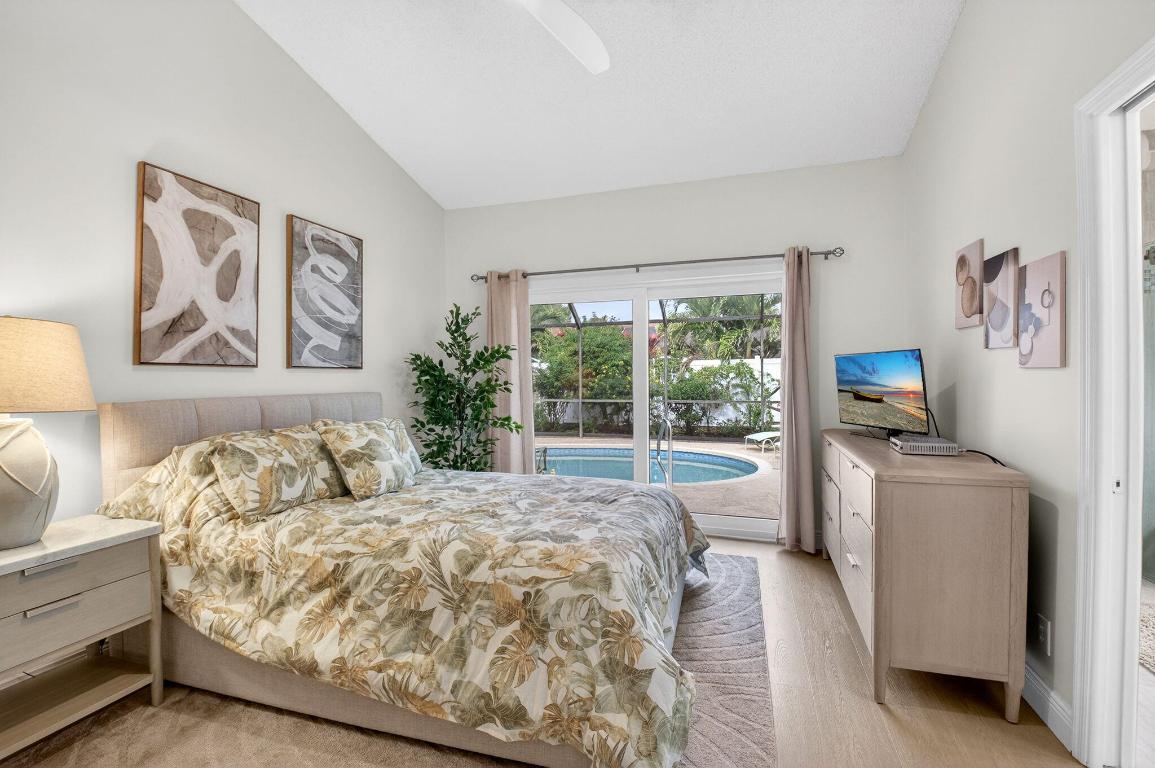 MEADOWS 300 1 - Residential