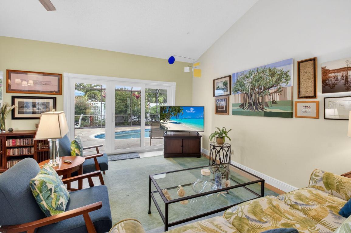 MEADOWS 300 1 - Residential