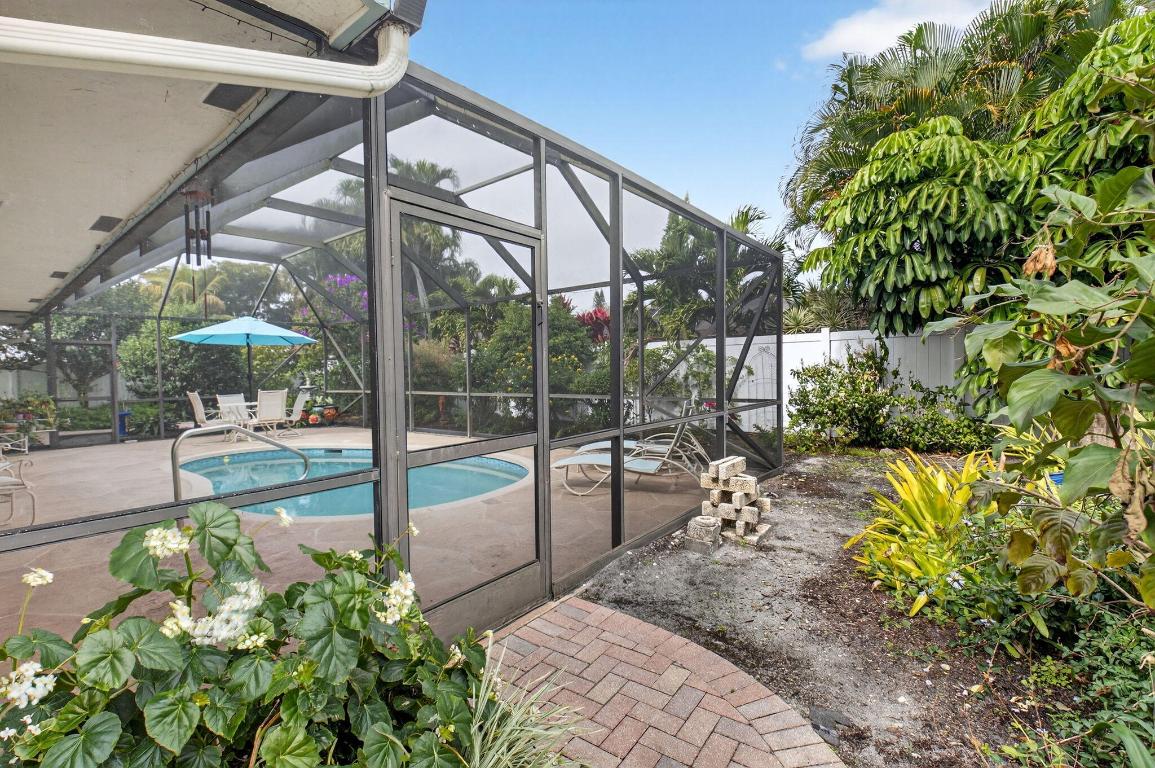 MEADOWS 300 1 - Residential