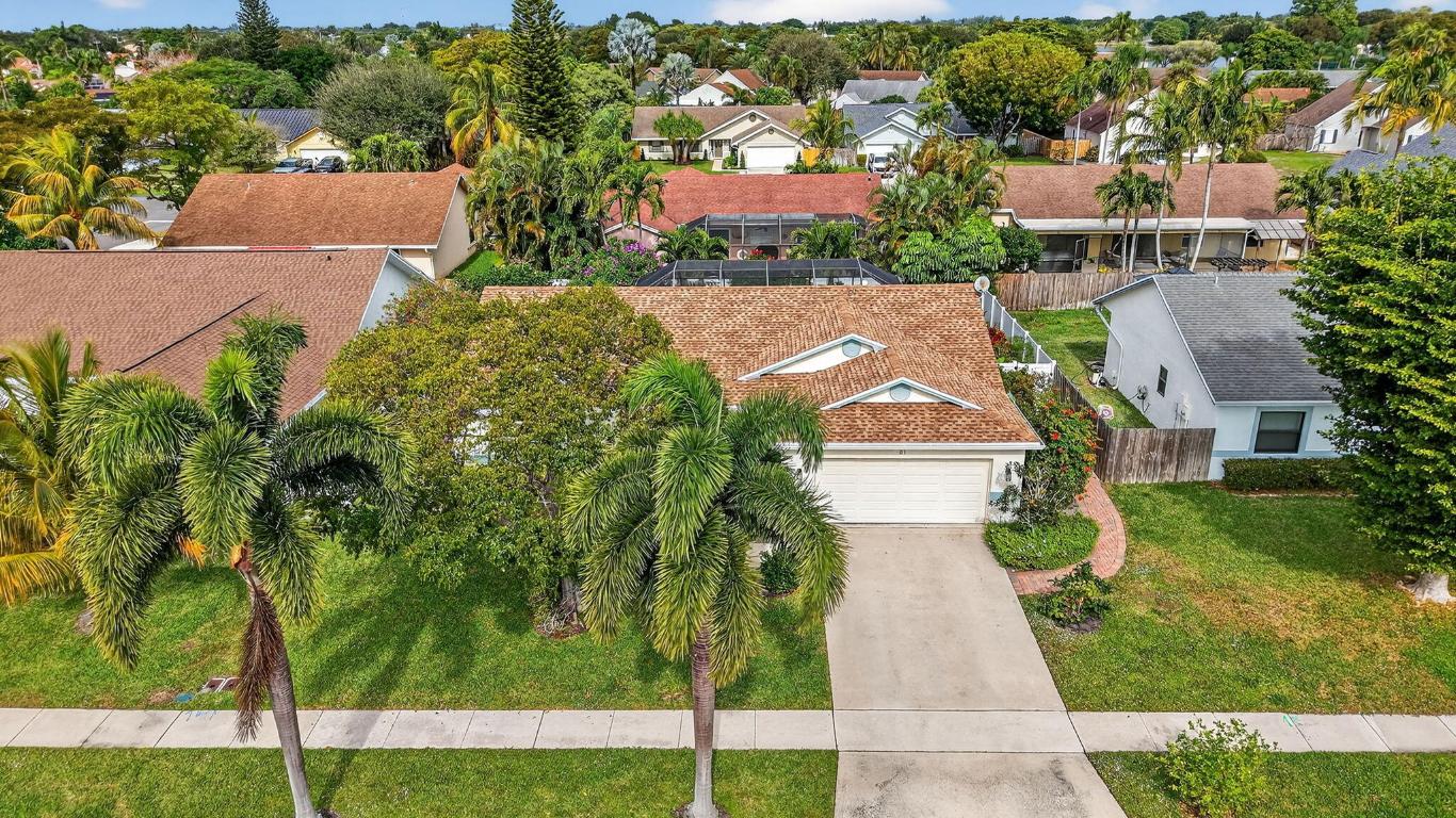 MEADOWS 300 1 - Residential