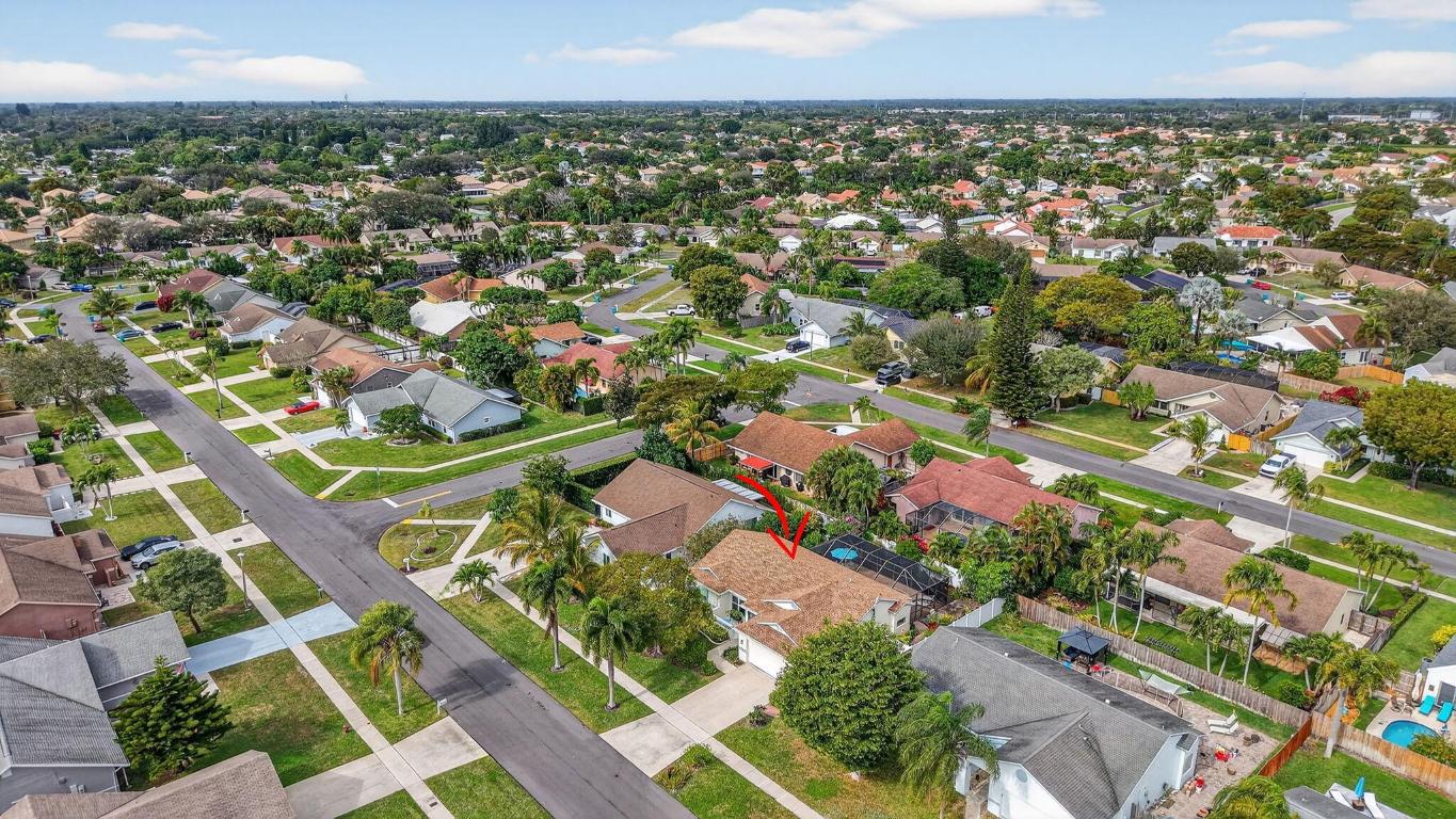 MEADOWS 300 1 - Residential